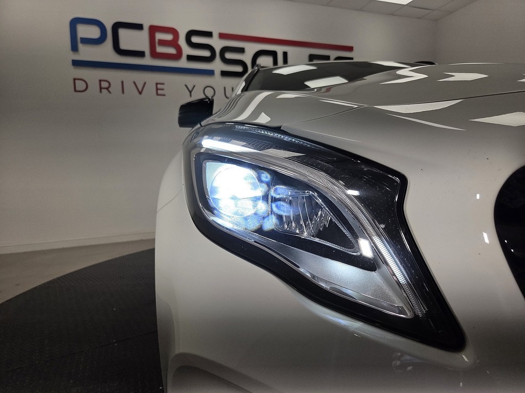 Mercedes-Benz GLA Class Se #33