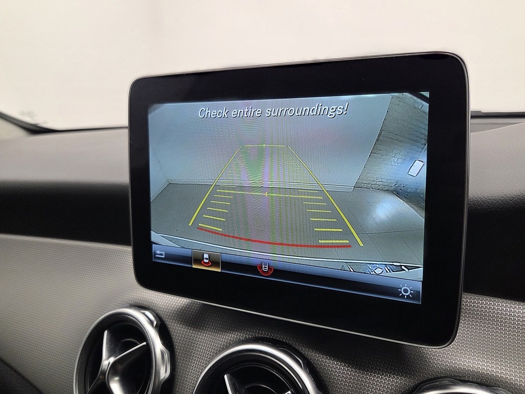 Mercedes-Benz GLA Class Se #31
