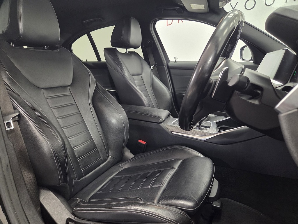BMW 3 Series 2.0 320I M Sport Saloon Euro 6 S Black #2