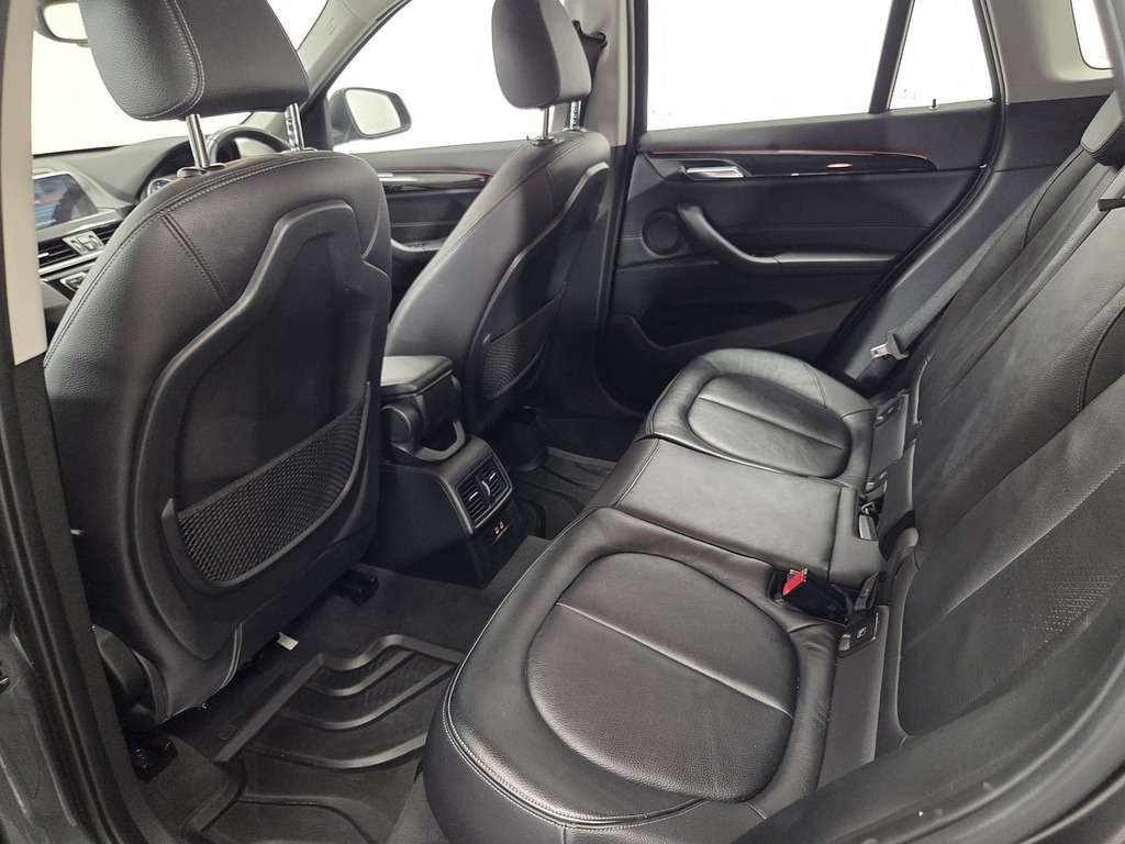 BMW X1 Se White #11