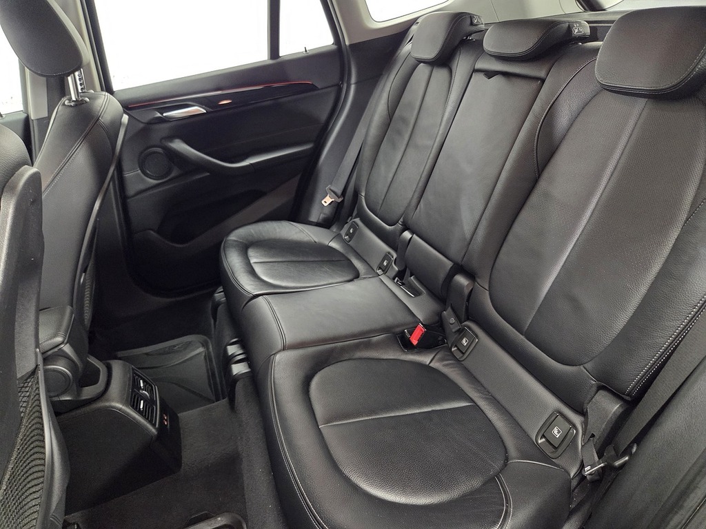 BMW X1 Se White #10