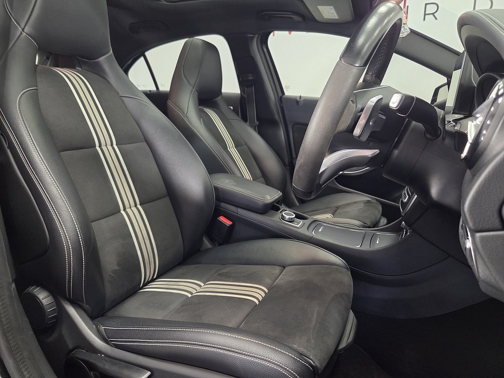 Mercedes-Benz A Class 2.1 A200d Whiteart Hatchback 7G-dct Eur Black #2