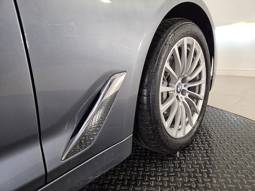 BMW 5 Series Black #47
