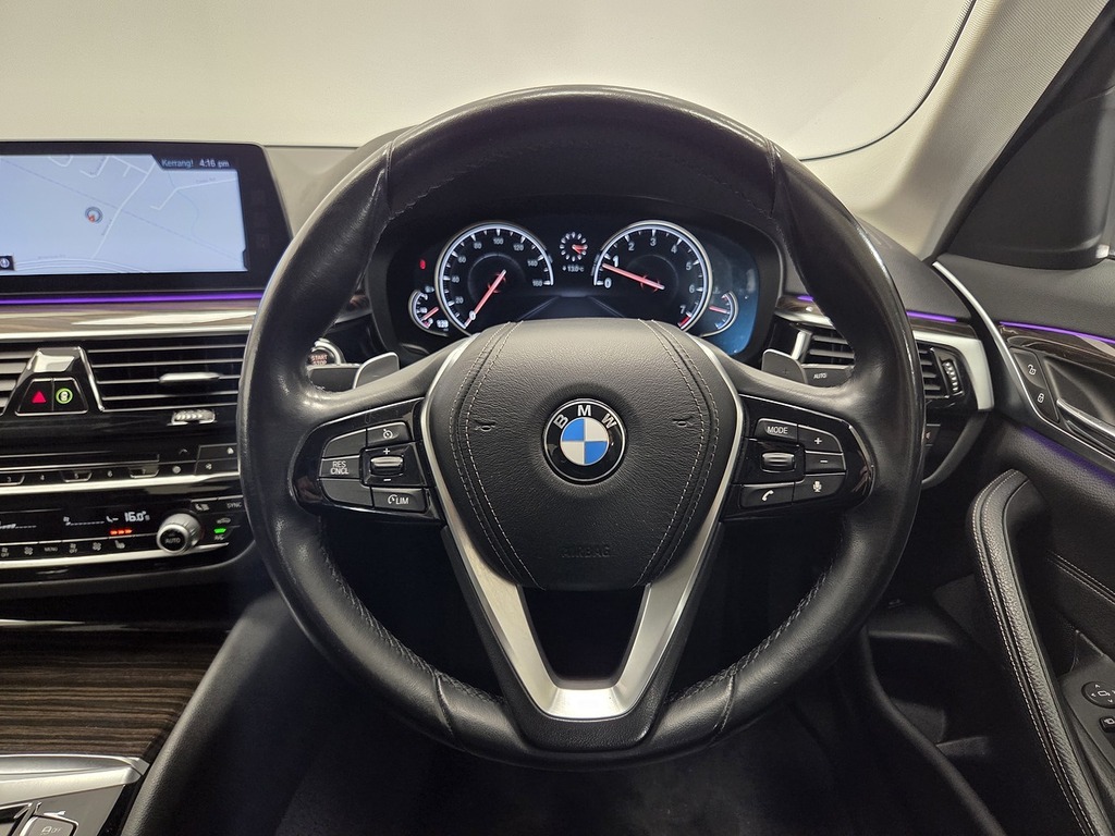 BMW 5 Series Black #23