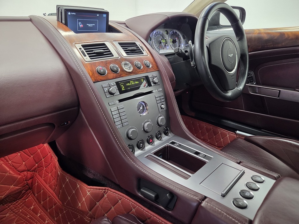 Aston Martin DB9 5.9 Seq Green #10