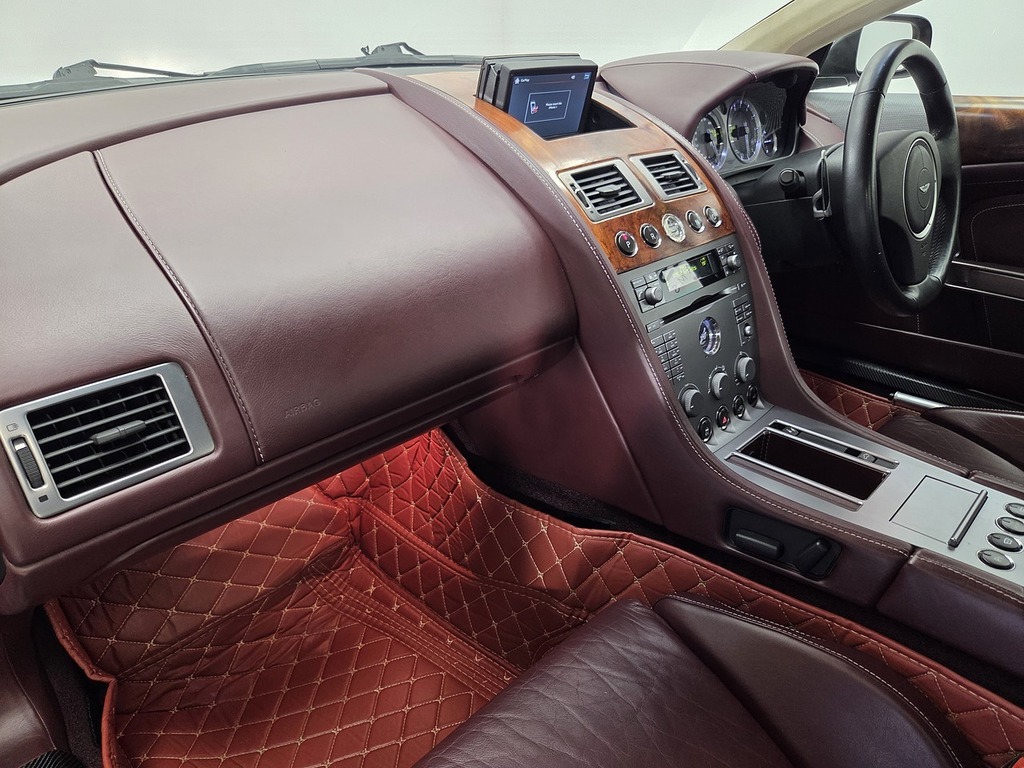 Aston Martin DB9 5.9 Seq Green #9