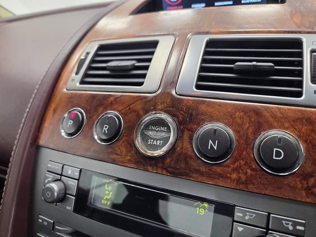 Aston Martin DB9 5.9 Seq Green #26