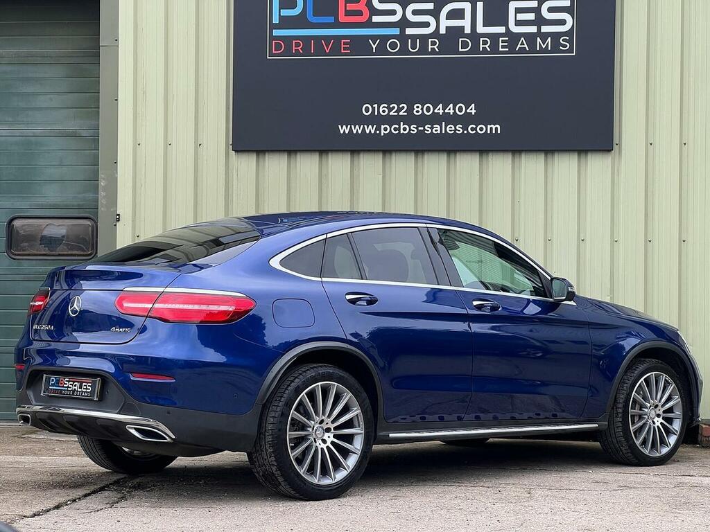 Mercedes-Benz GLC Class Automatic Red #8