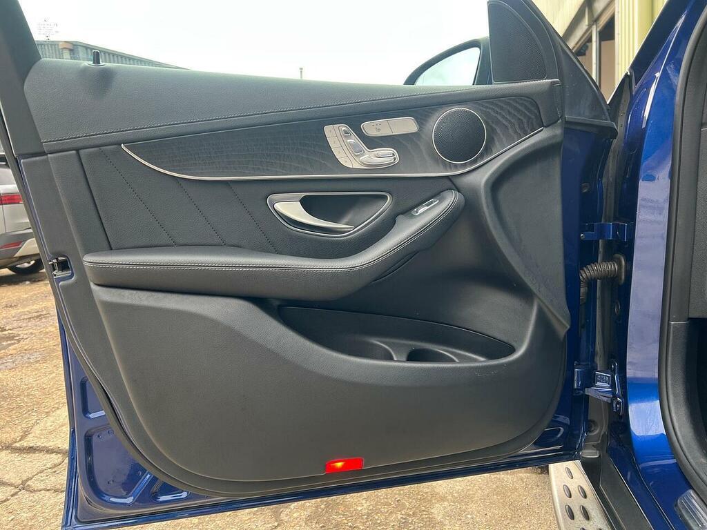Mercedes-Benz GLC Class Automatic Red #20
