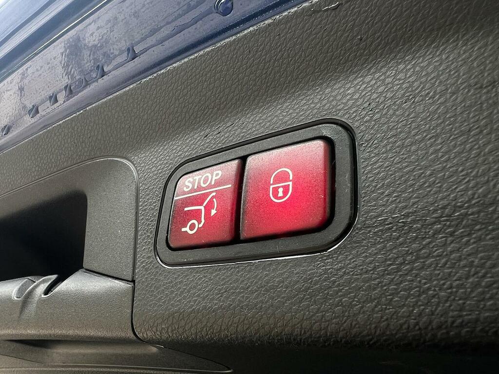 Mercedes-Benz GLC Class Automatic Red #15