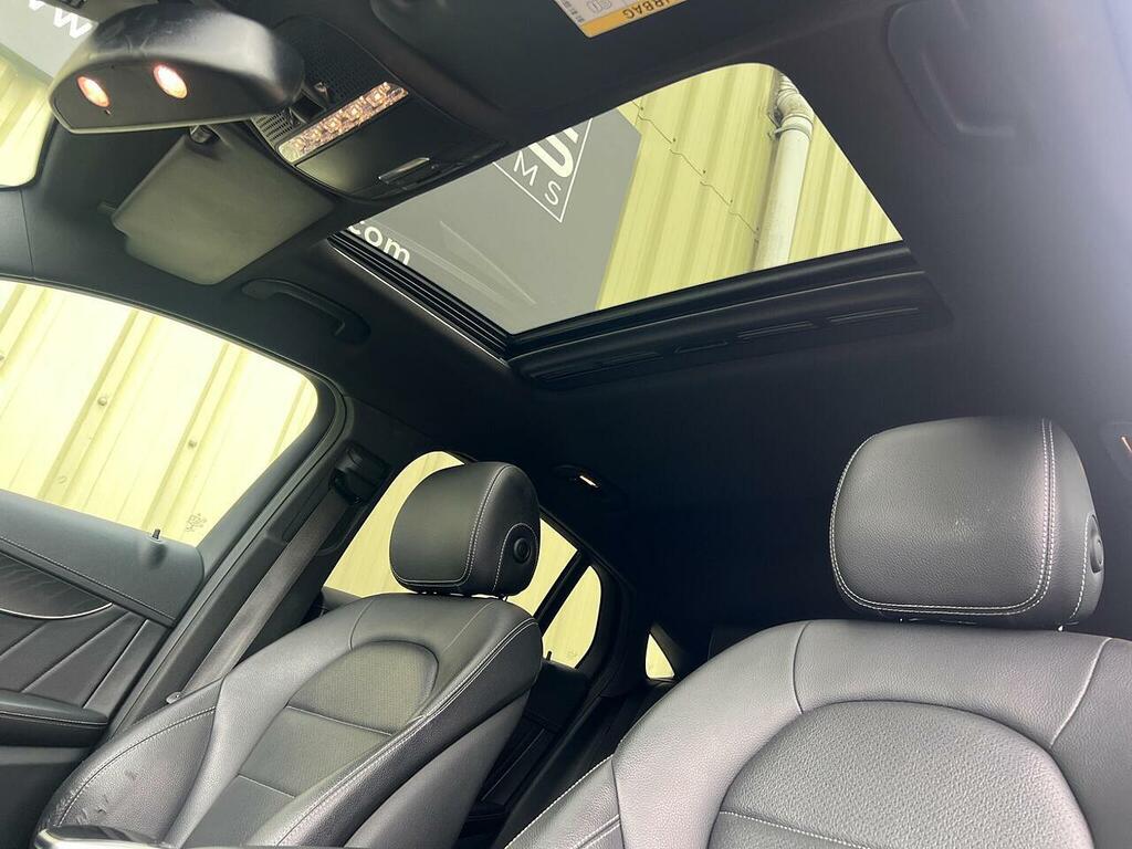 Mercedes-Benz GLC Class Automatic Red #32