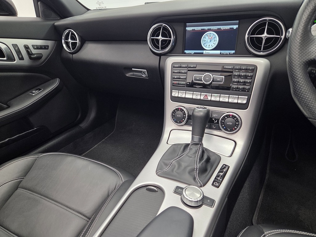 Mercedes-Benz SLK Automatic White #28