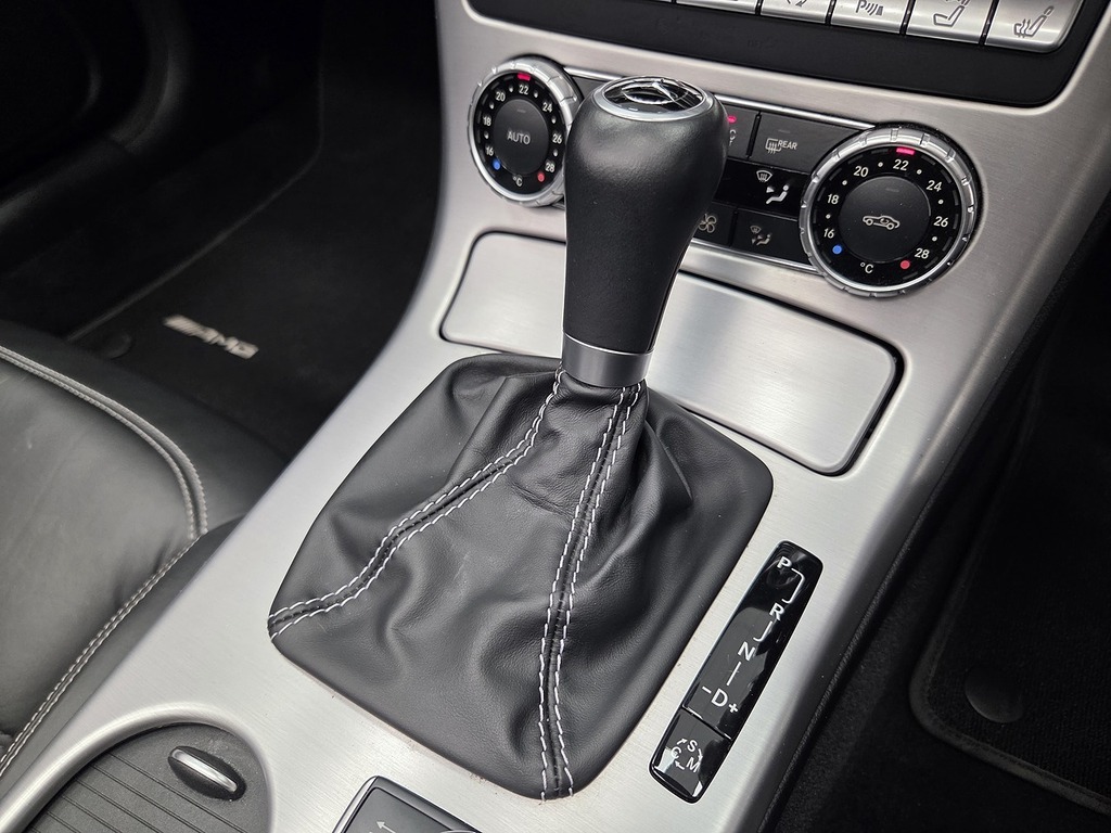 Mercedes-Benz SLK Automatic White #29