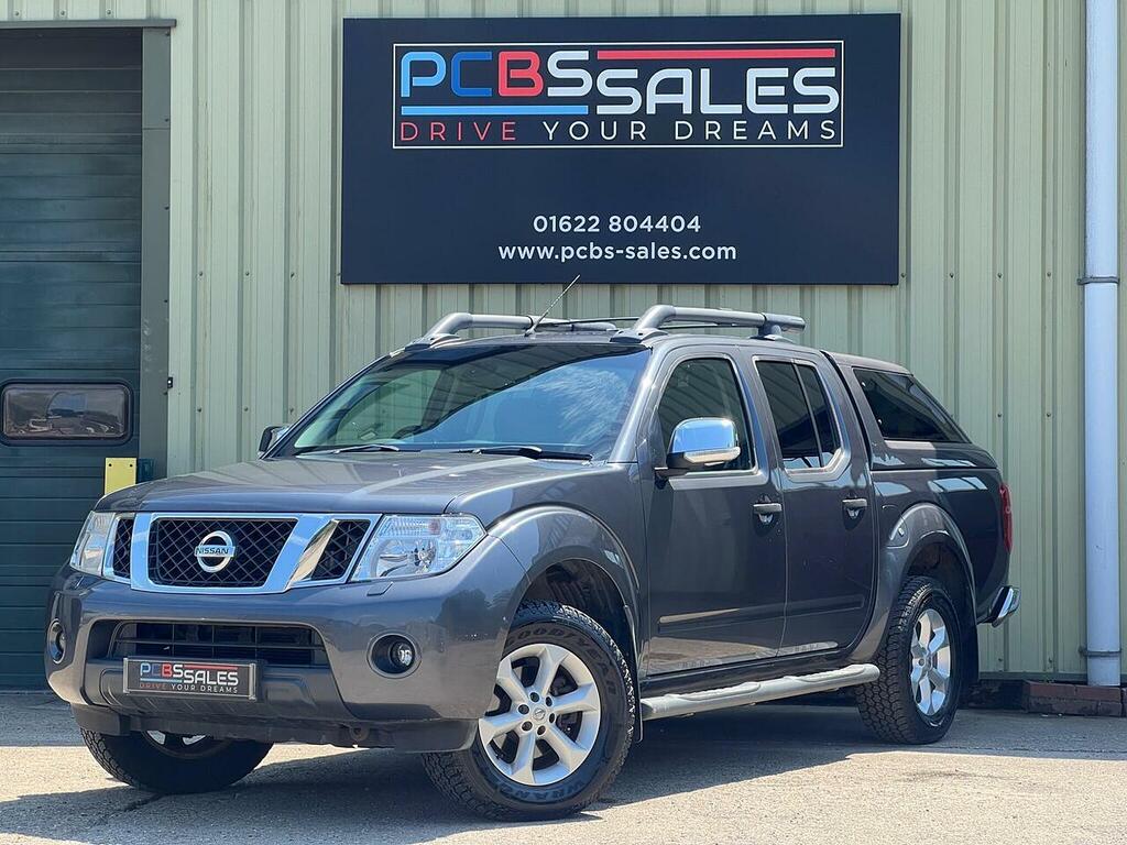 Nissan Navara 2.5 Dci Tekna Pickup Double Cab 4W Grey #3