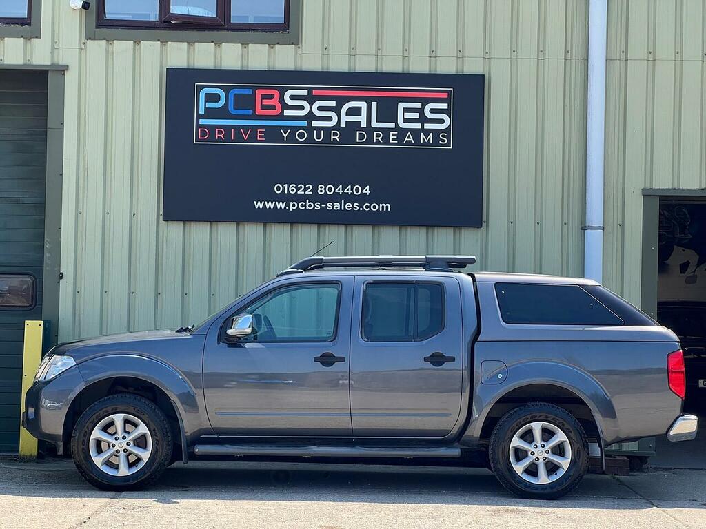 Nissan Navara 2.5 Dci Tekna Pickup Double Cab 4W Grey #4