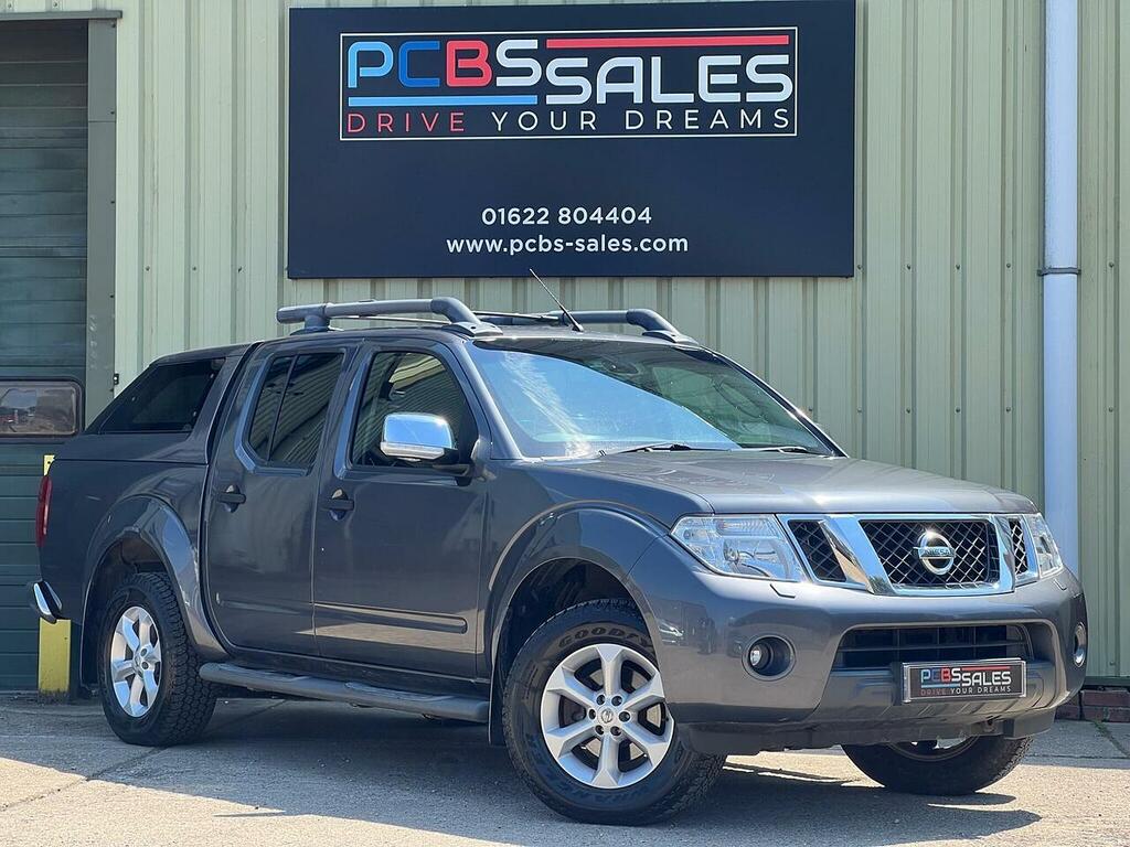 Nissan Navara 2.5 Dci Tekna Pickup Double Cab 4W Grey