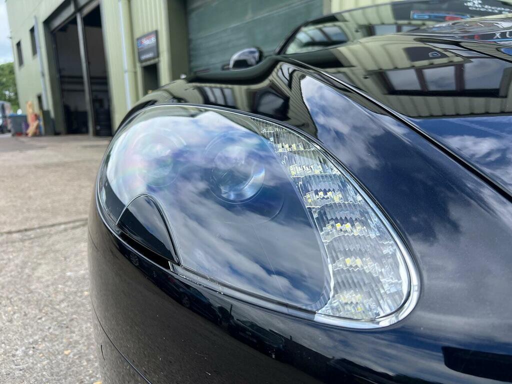 Aston Martin Vantage F1 Edition Zf 8 Speed Green #27