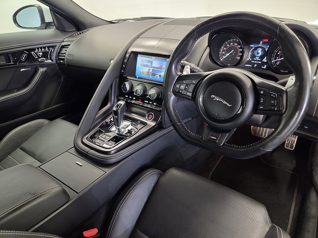 Jaguar F-Type 2.0 2dr Auto Red #7