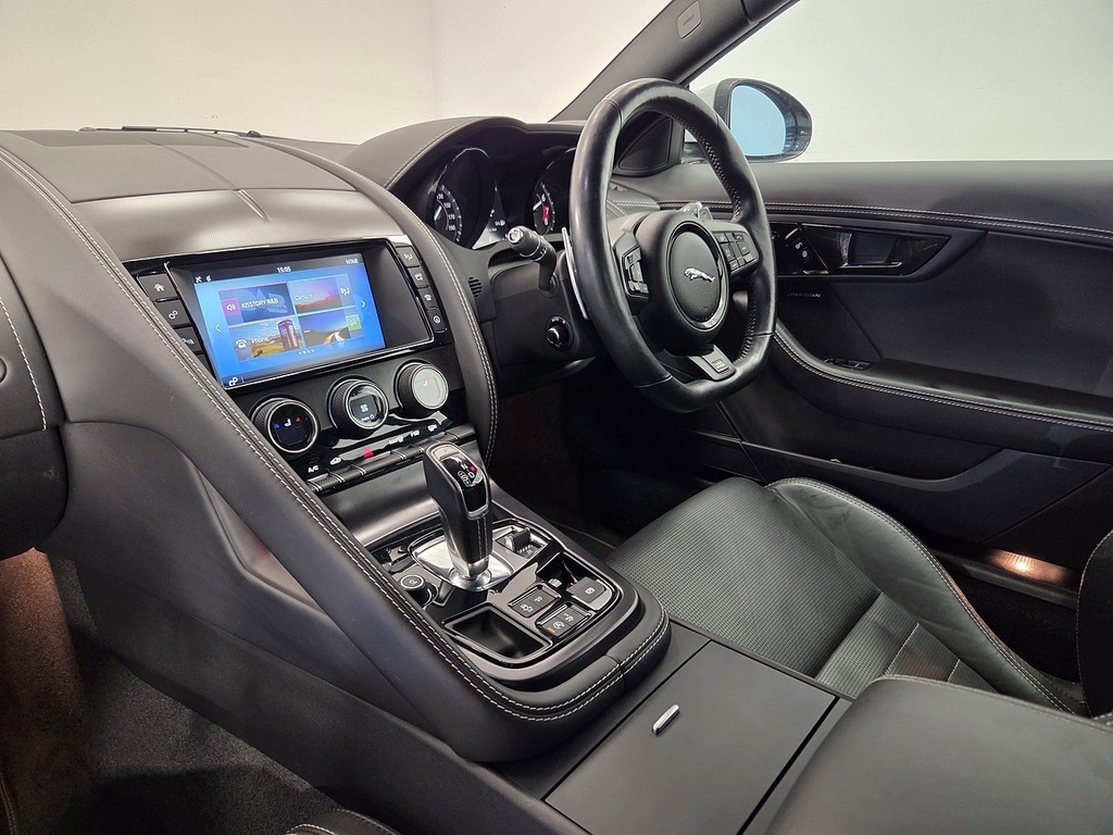 Jaguar F-Type 2.0 2dr Auto Red #13