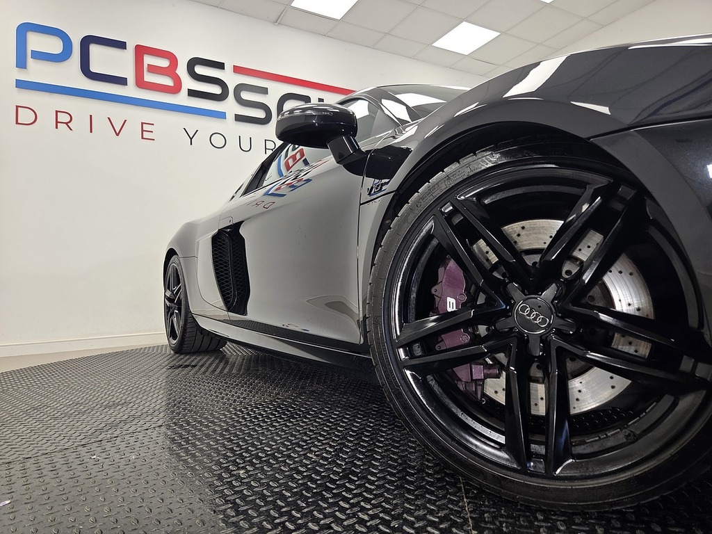 Audi R8 Fsi V10 Spyder Black #38