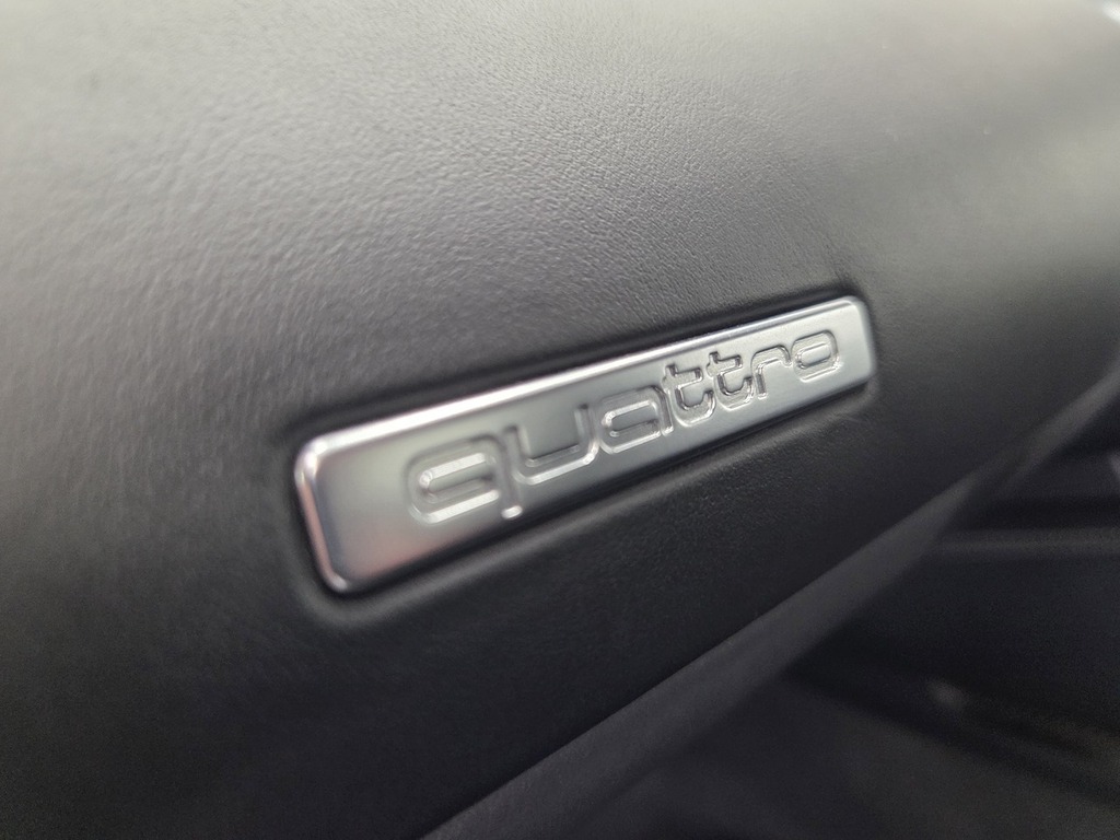 Audi R8 Fsi V10 Spyder Black #22