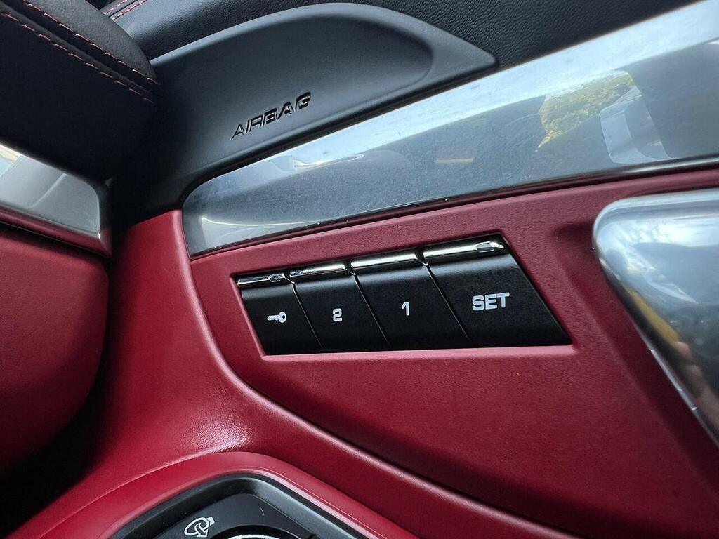 Porsche 718 Boxster 2.5L S Orange #20