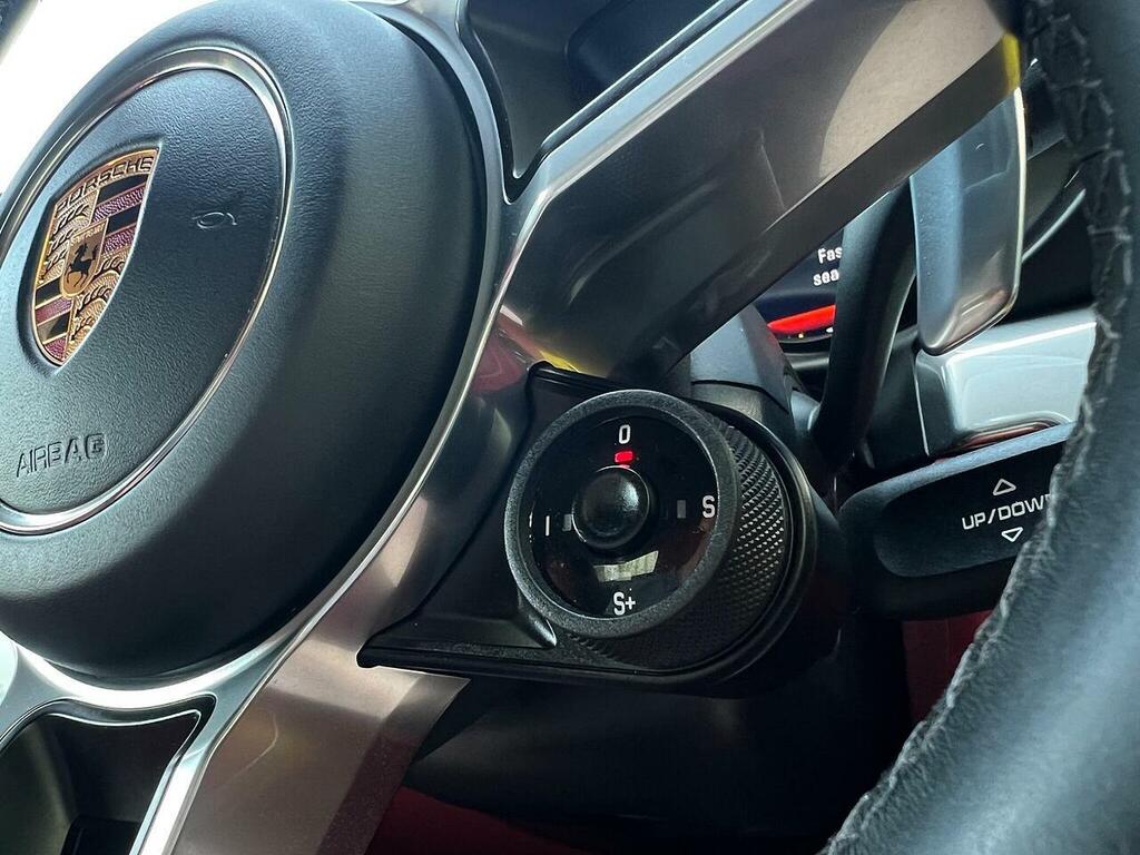 Porsche 718 Boxster 2.5L S Orange #18