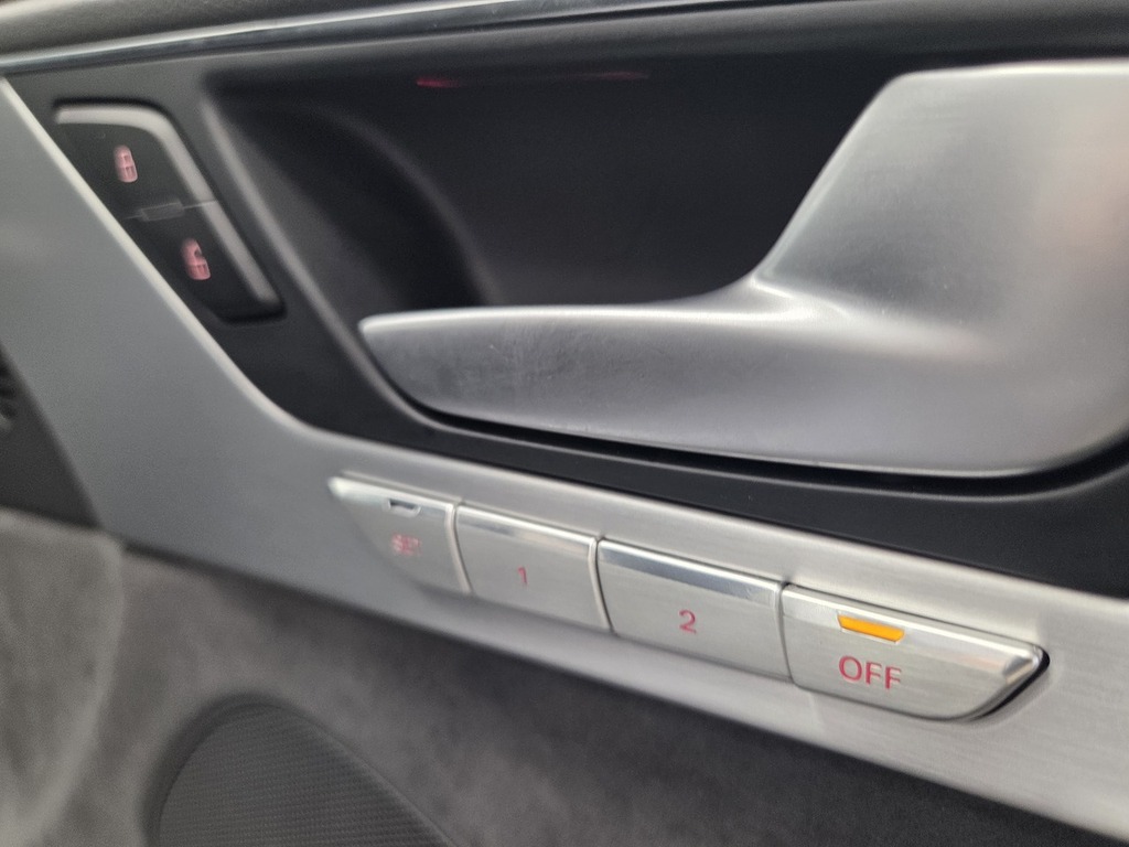 Audi A8 3.0 Tdi V6 Sport Executive Saloon Tiptr White #5