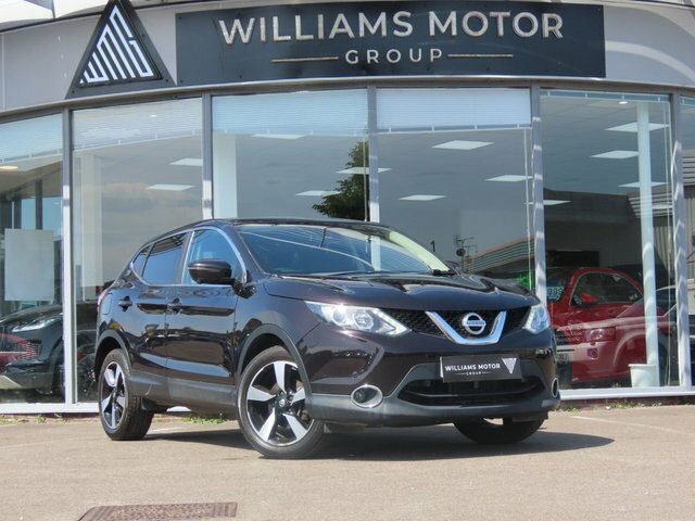 Nissan Qashqai 2016 1.6 Dci N-connecta Suv Xtron 2Wd E Black