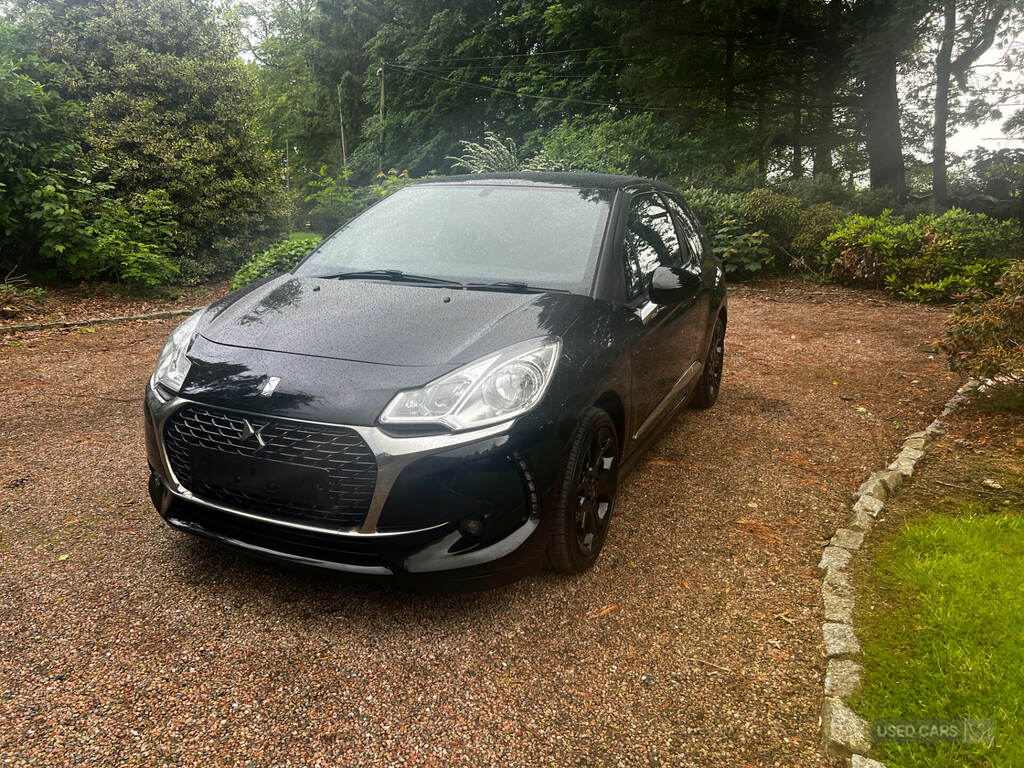 DS DS 3 1.6 Bluehdi Elegance Black #4