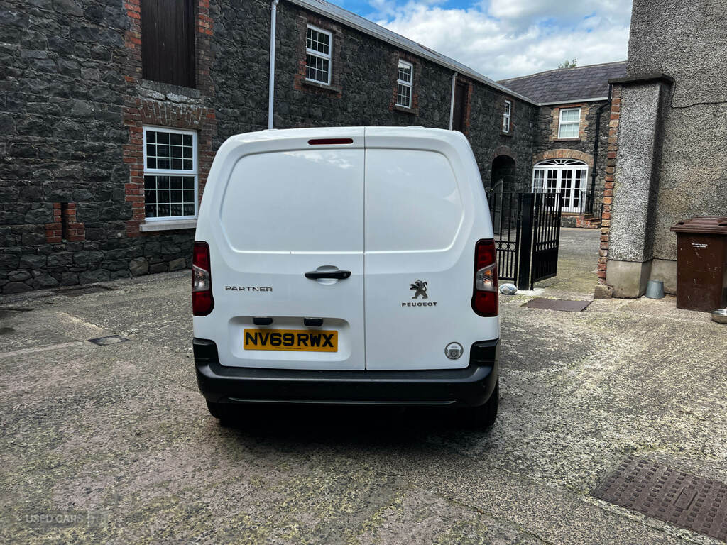 Peugeot Partner 1000 1.5 Bluehdi 100 Professional Van White #5