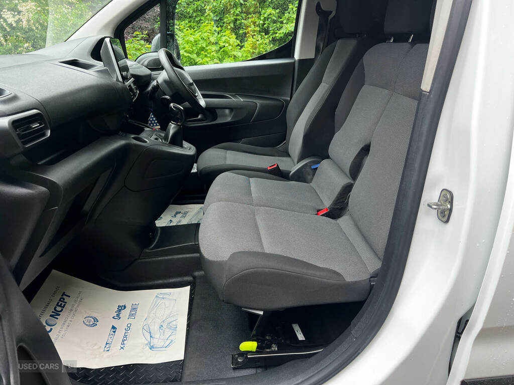 Peugeot Partner Panel Van 1.5 Bluehdi 950 Professional Long Panel White #12