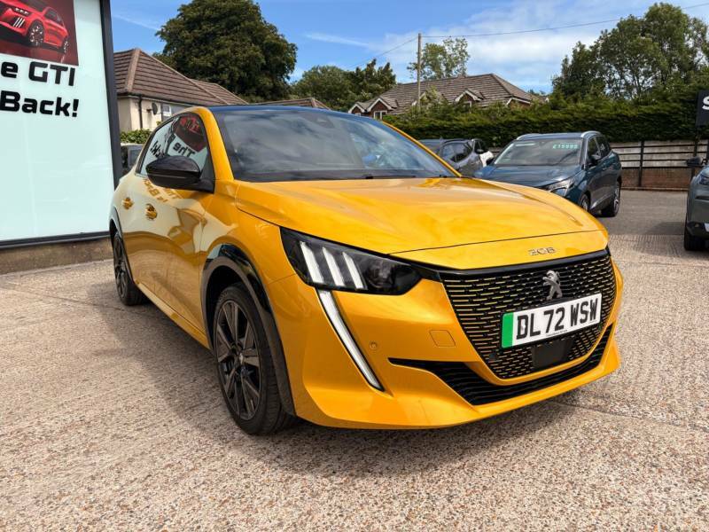 Peugeot e-208 100Kw Gt 50Kwh - 2023 72 Yellow