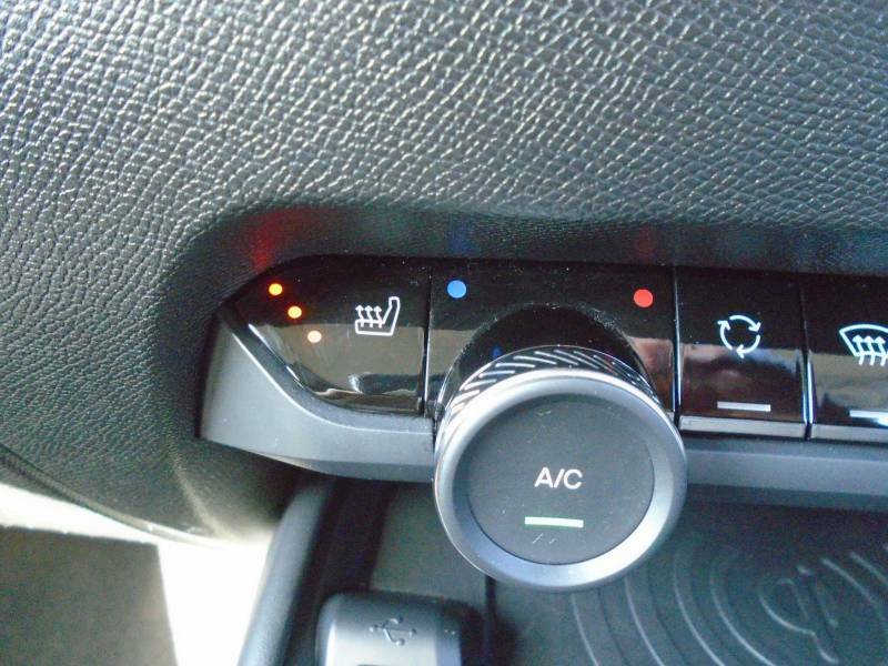 Citroen e-C4 50Kwh Shine Hatchback 136 Ps White #31