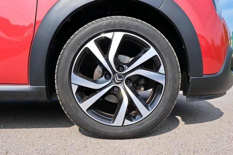 Citroen C3 1.2 Puretech Shine Plus Grey #32