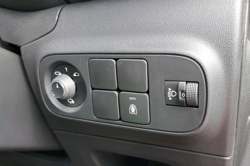 Citroen C3 1.2 Puretech Shine Plus Grey #21
