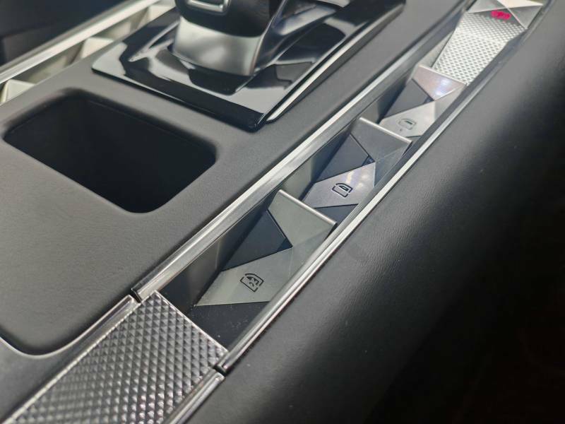 DS DS 7 Crossback Crossback 1.5 Bluehdi Performance Line Crossback E Black #16