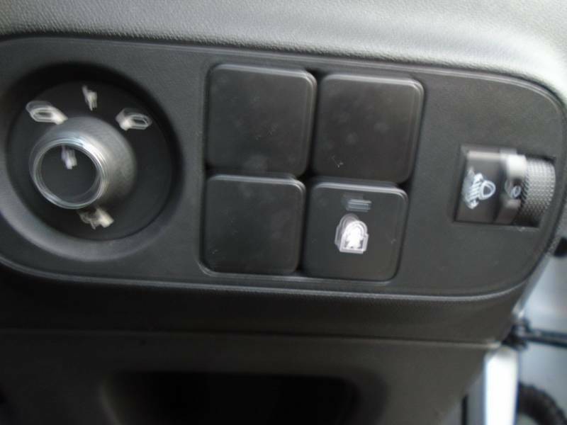 Citroen C3 1.2 Puretech 110 Shine Plus Hatchback Blue #17