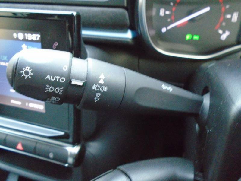 Citroen C3 1.2 Puretech 110 Shine Plus Hatchback Blue #30