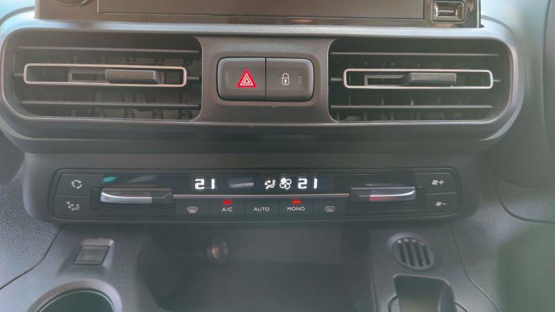 Citroen e-Berlingo Flair Xtr Grey #35