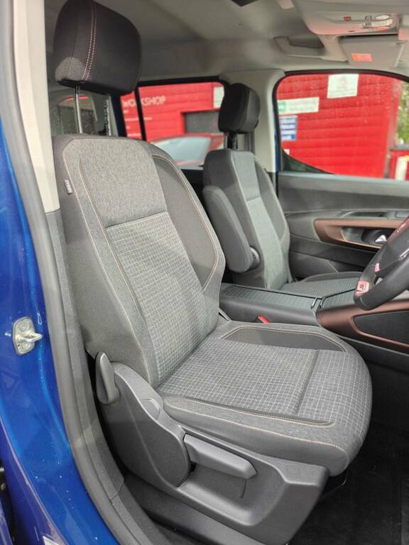 Peugeot e-Rifter Mpv Grey #18