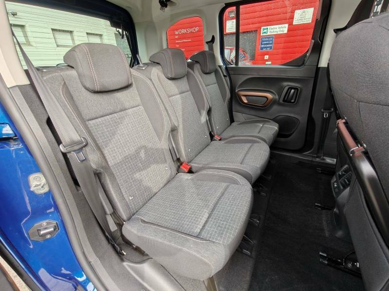 Peugeot e-Rifter Mpv Grey #40