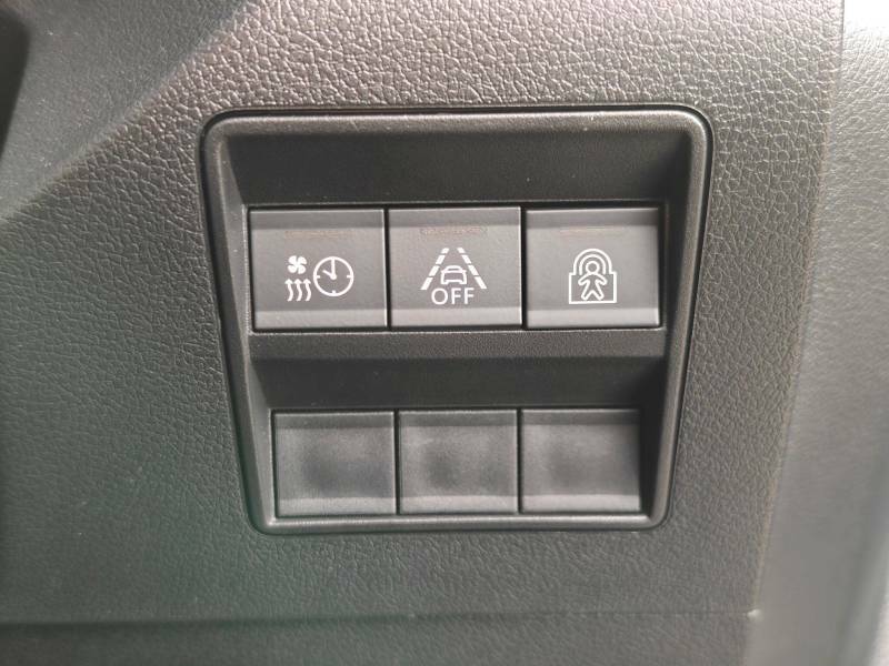 Peugeot e-Rifter Mpv Grey #38