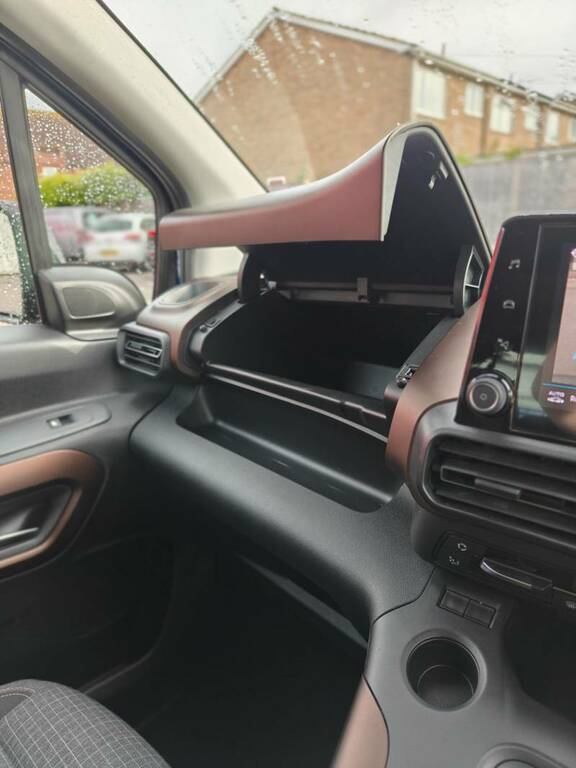 Peugeot e-Rifter Mpv Grey #34