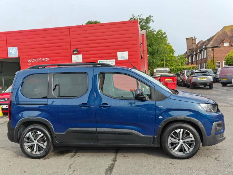 Peugeot e-Rifter 50Kwh Gt Standard Mpv 7.4Kw Charger - 2 Blue #2