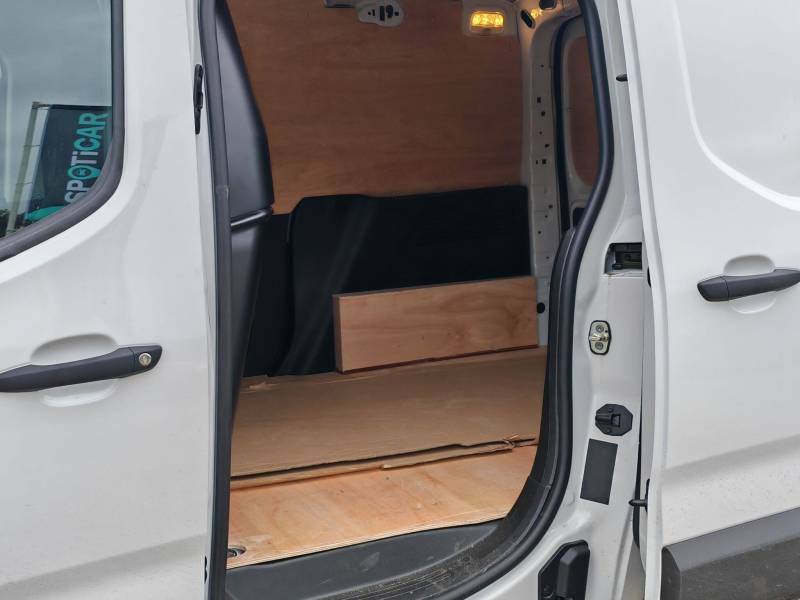 Citroen Berlingo Driver White #21