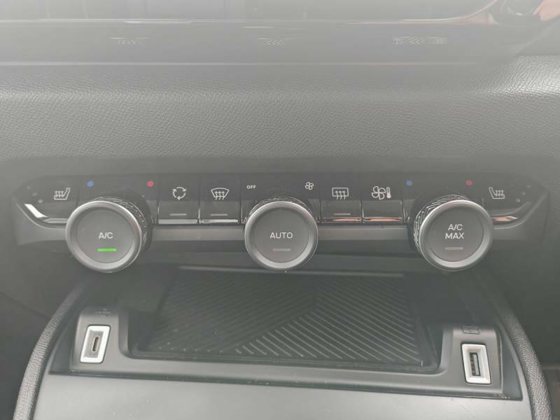 Citroen e-C4 Extended Range 54Kwh Max 7.4Kw Charger #23