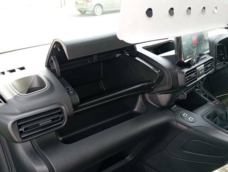 Citroen Berlingo Transit Custom 320 Limited Ecoblue Grey #40
