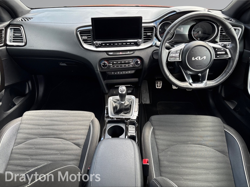 Kia Xceed 1.5 T Gdi Gt Line Suv Red #2