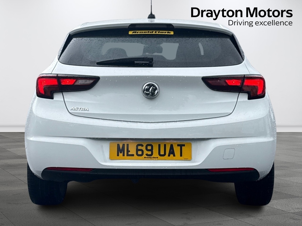 Vauxhall Astra 1.4I Turbo Griffin Hatchback ML69UAT White #4